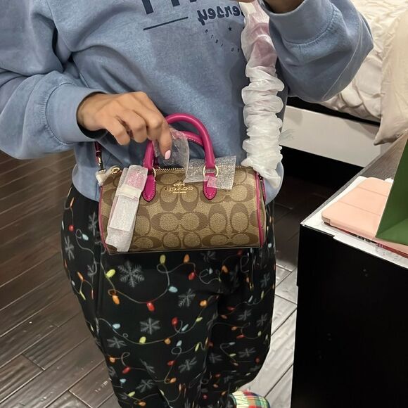Coach bag  - Picture 1 of 12